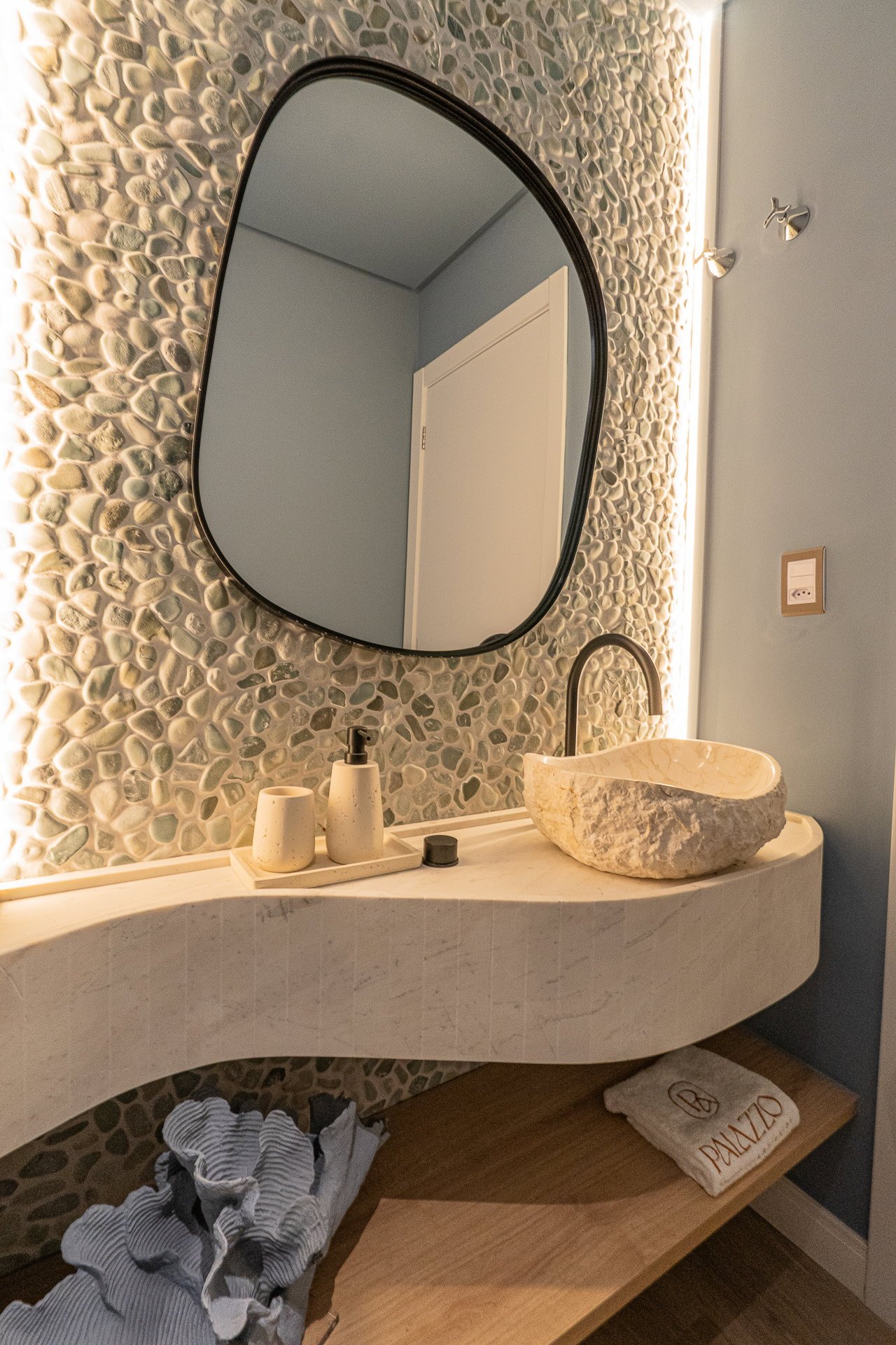 apartamento-mobiliado-2-suites-porto-be-8-1