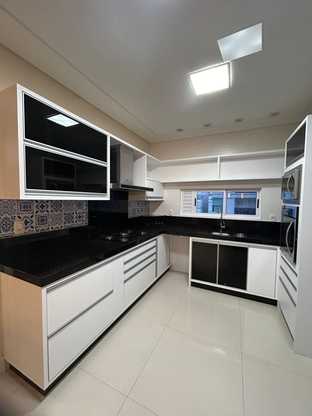 edificio-mar-das-arabias-803-16-3
