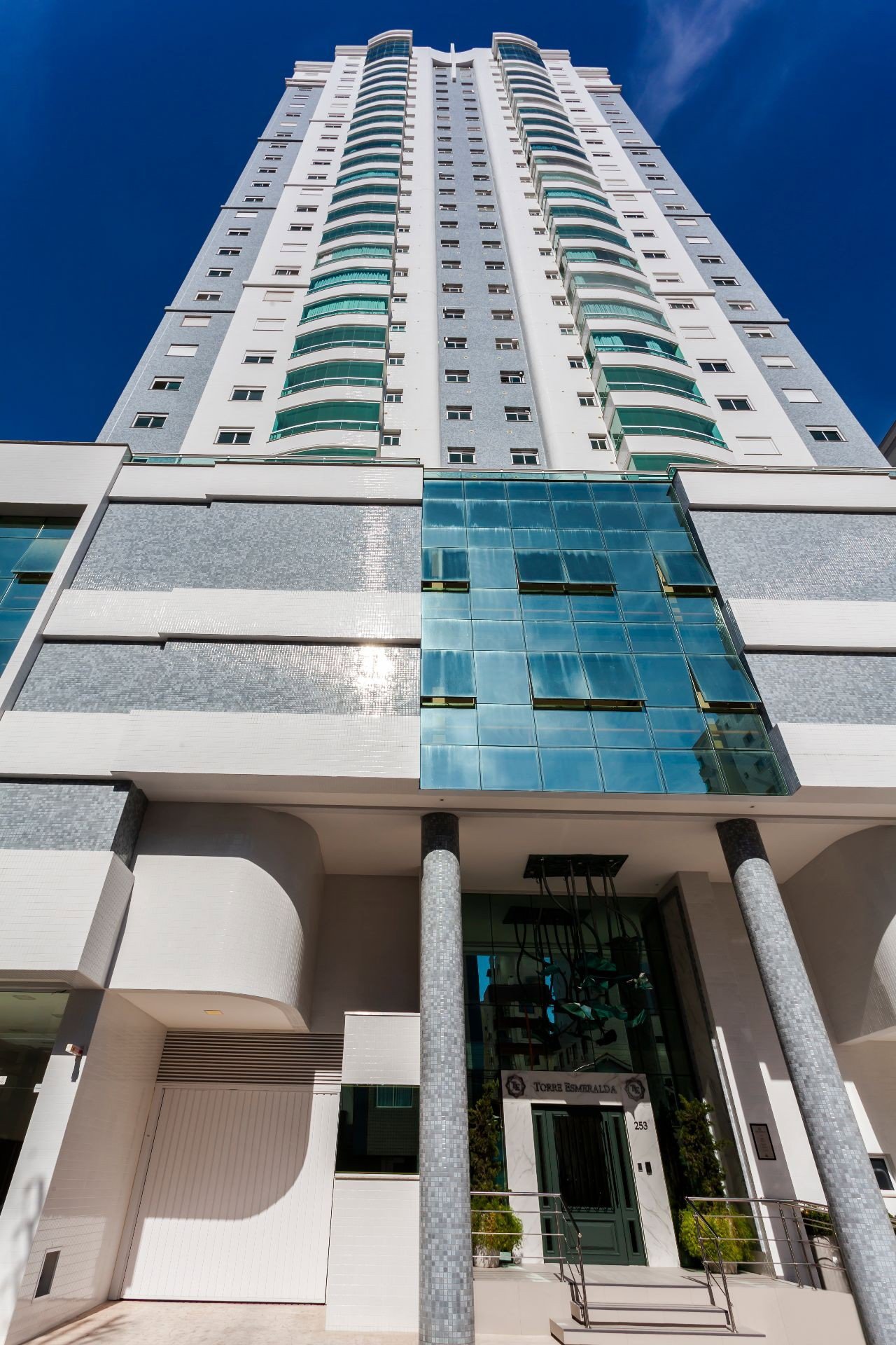 edificio-torre-esmeralda-2-2