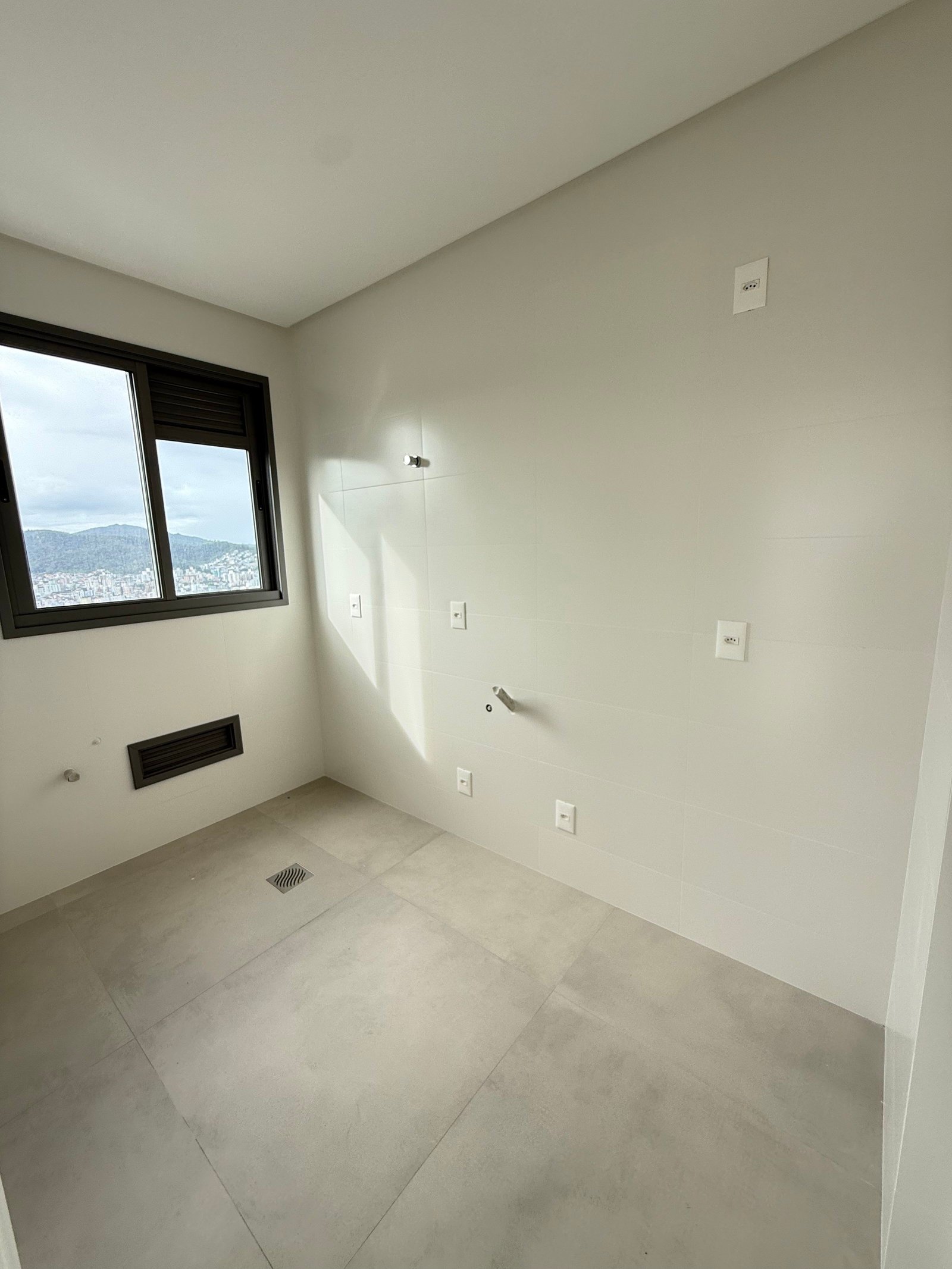 home-square-residence-16