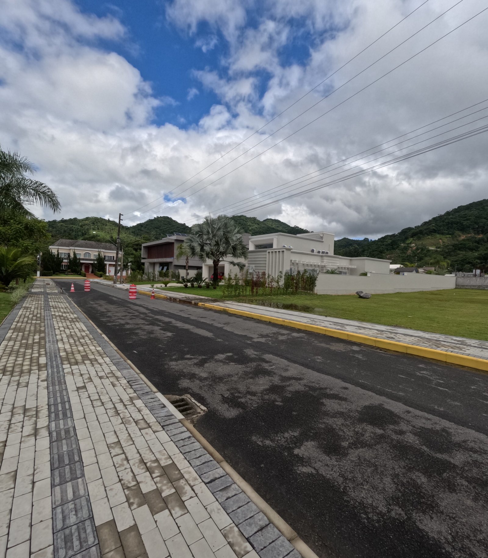 DCIM100GOPROGOPR0747