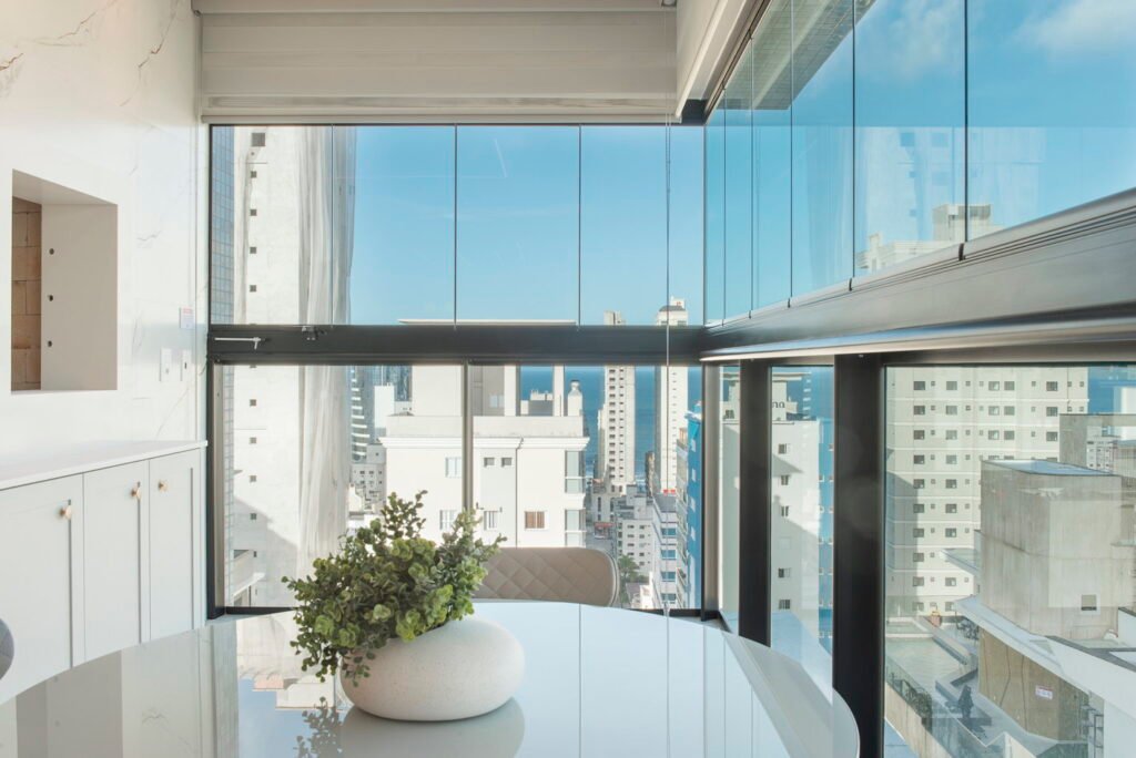 showroom-com-vista-mar-15-4