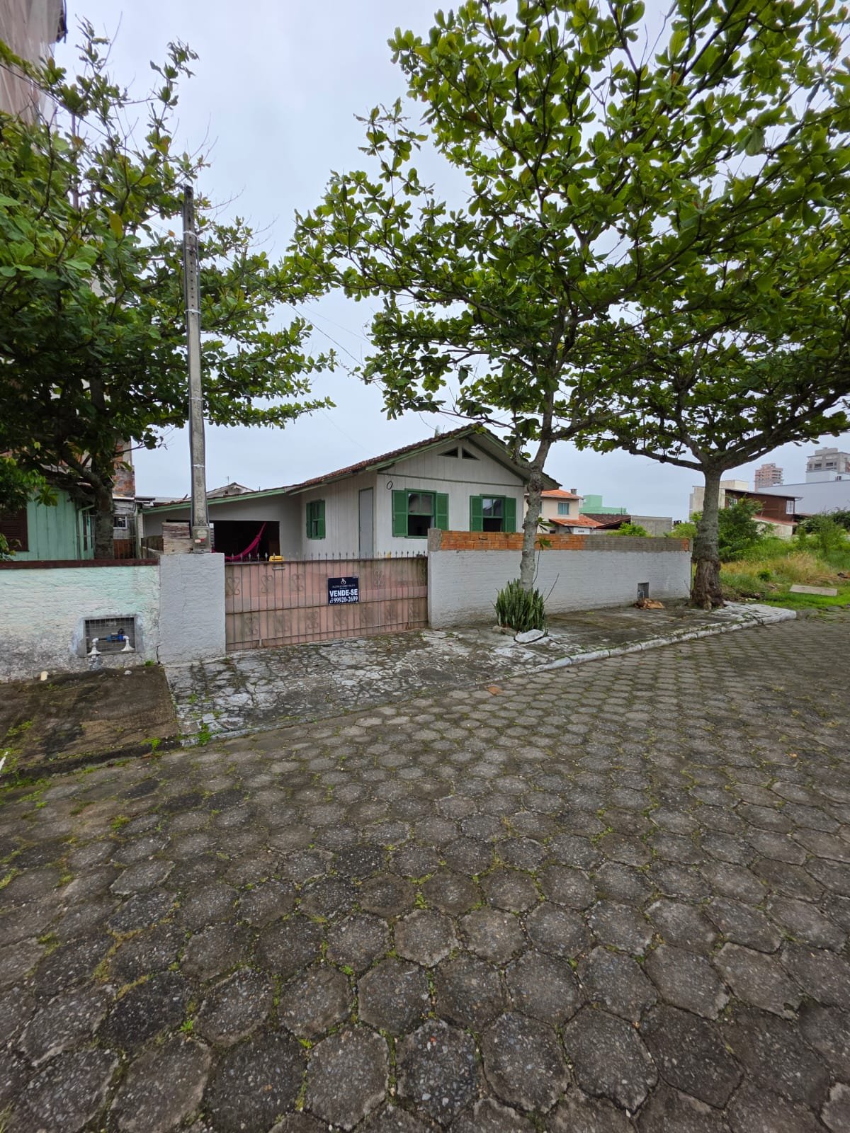terreno-com-casa-no-pereque-11