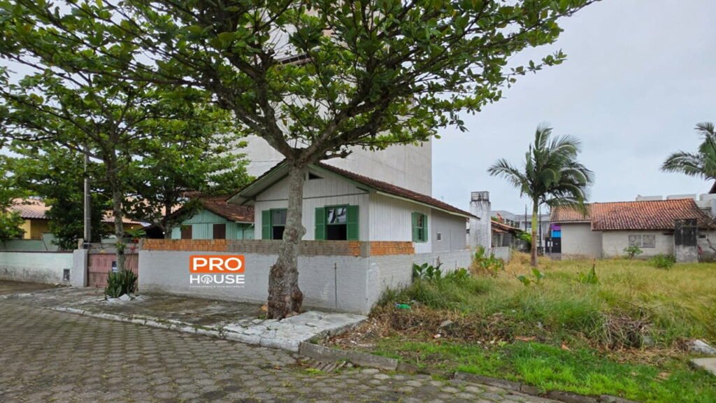 terreno-com-casa-no-pereque-8-1