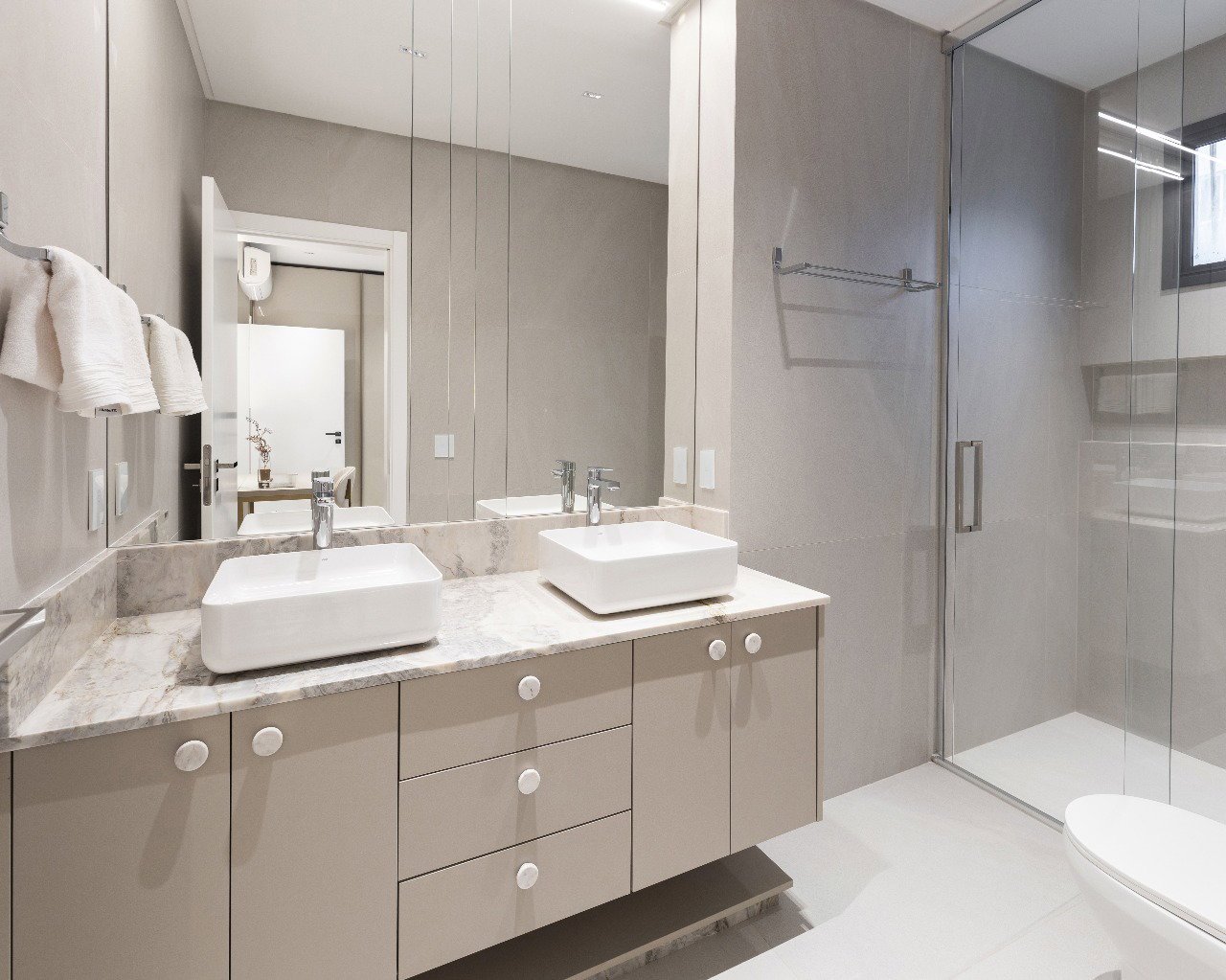 cosmopolitan-residence-23